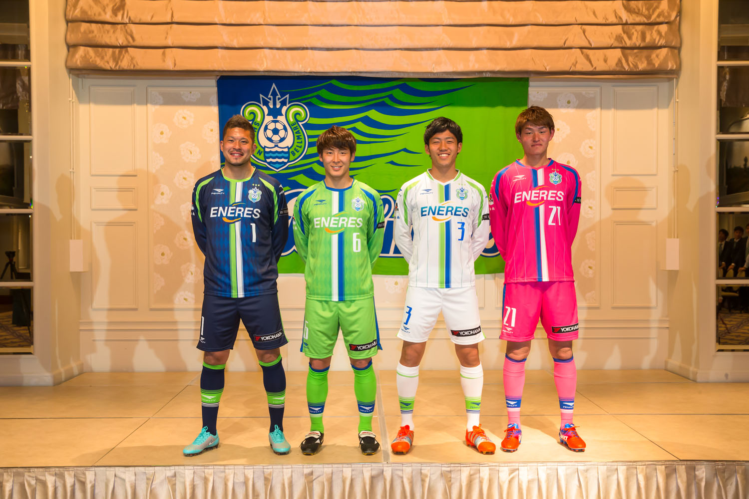 2015シーズン ユニフォームデザイン決定のお知らせ « 湘南
