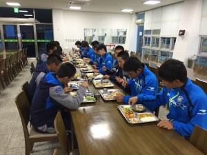 2016u-18championship_meal