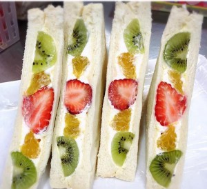 kouta_fruitssand
