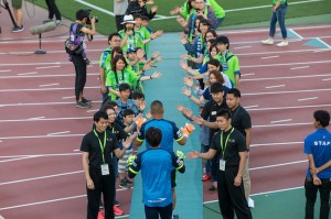 high_touch_01