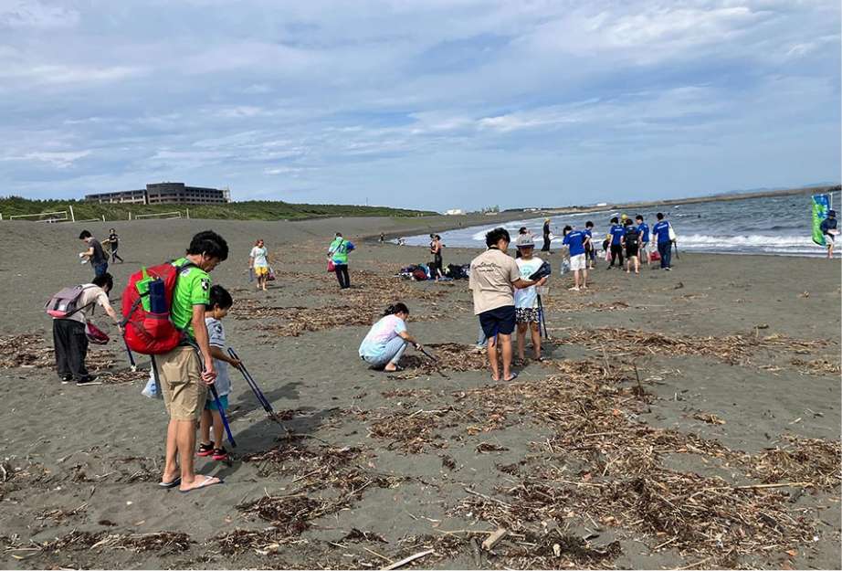 ビーチクリーン