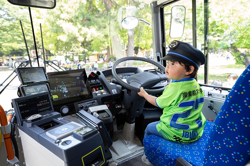 EV自動運転バス展示2